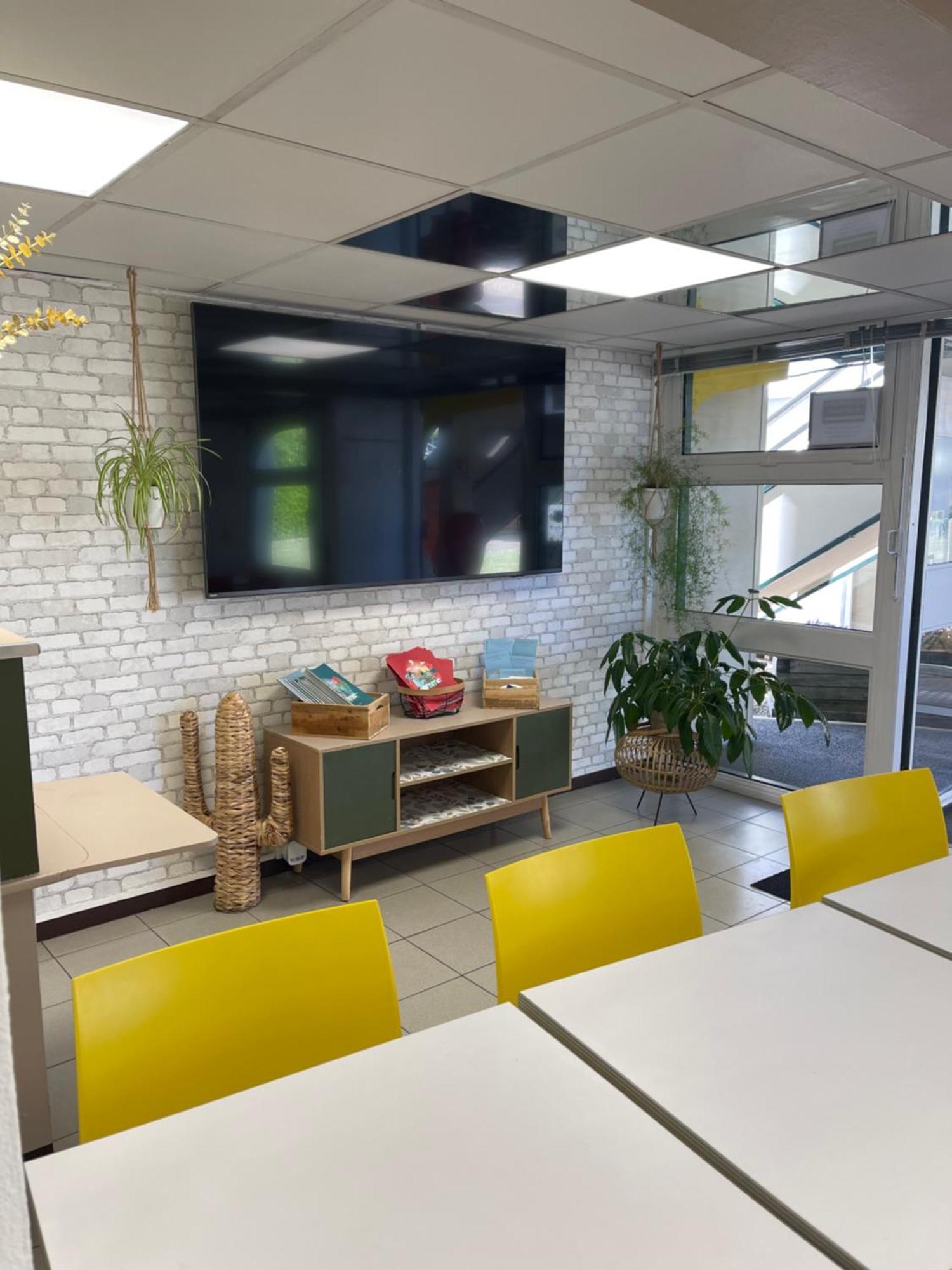 Premiere Classe Amiens Est - Hotel Glisy