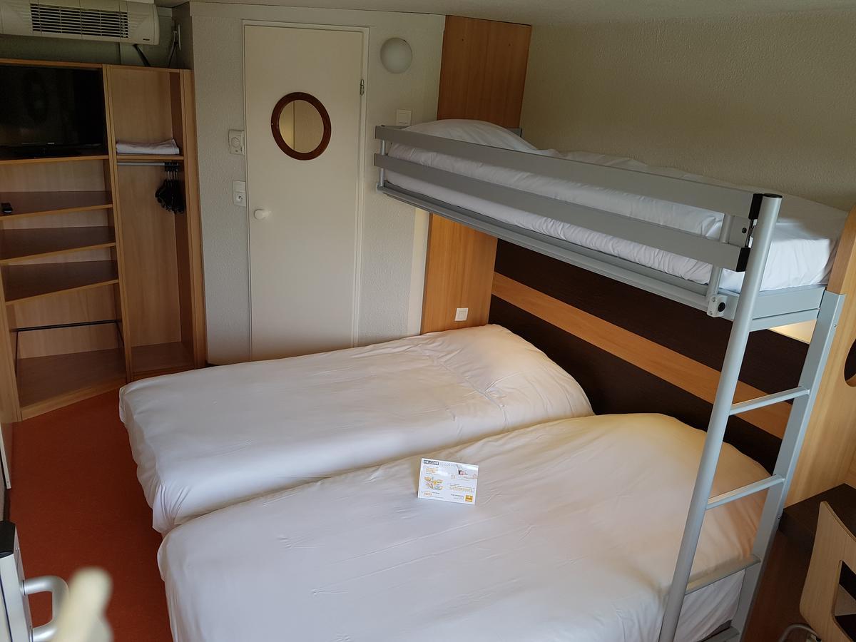 Hotel Premiere Classe Amiens Est - *